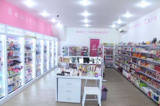 Tempat Skincare dan Kosmetik Termurah