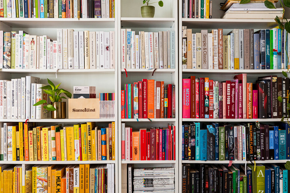 BERPENGALAMAN : Jasa Pengadaan Buku Perpustakaan